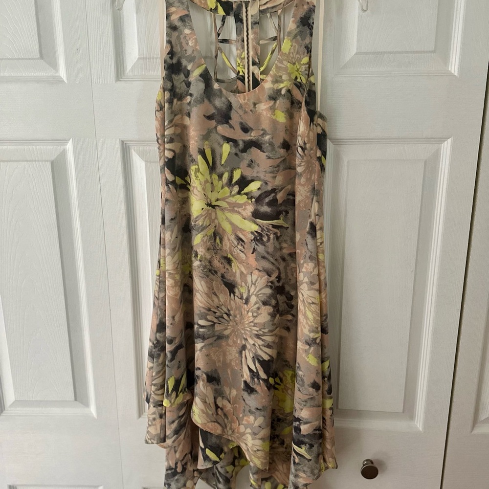 BCBGMaxAzria Asymmetrical Floral Dress - Beige and Yellow